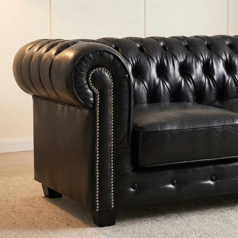 black-leather-chesterfield-sofa-for-cosy-living-room
