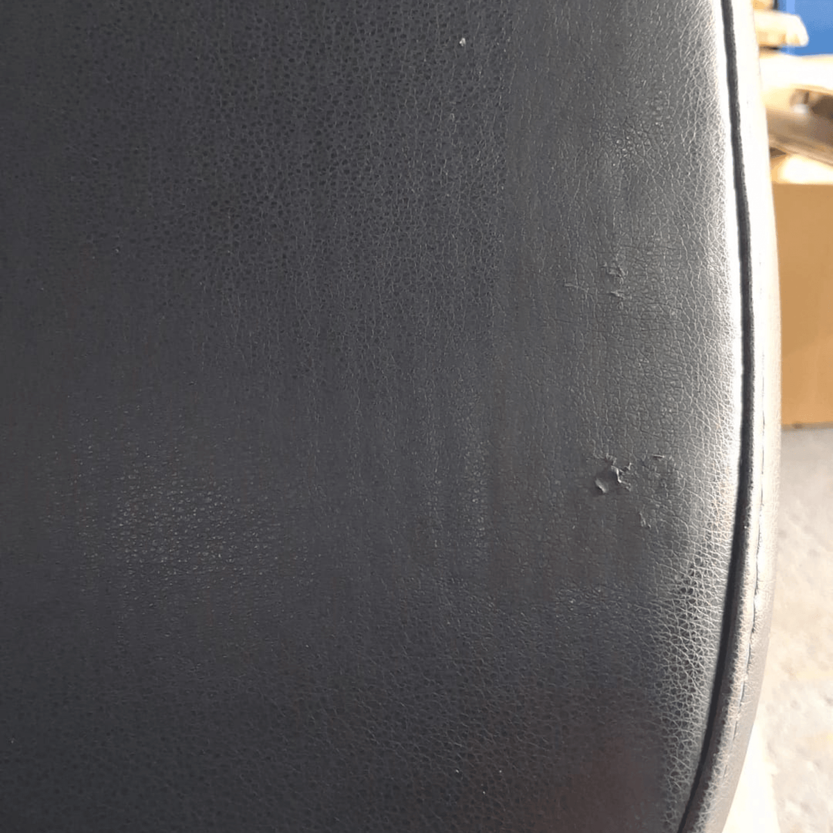 Outlet Valencia Black Leather 3 Seater Manual Recliner Sofa - Furniture Instore